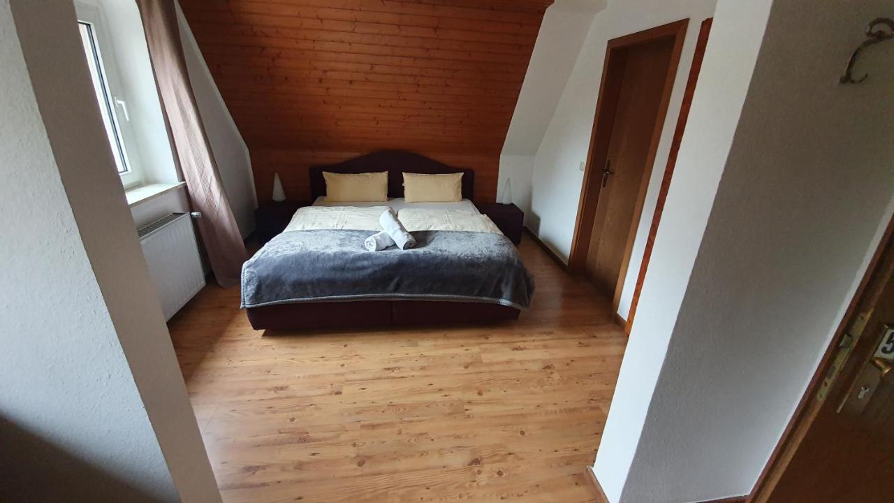 Hotel Gartenstadt Dortmund Bagian luar foto